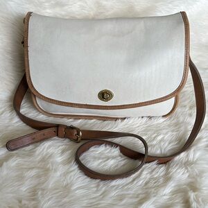 Vintage COACH Spectator City Crossbody Bag Bone Leather Tan Trim